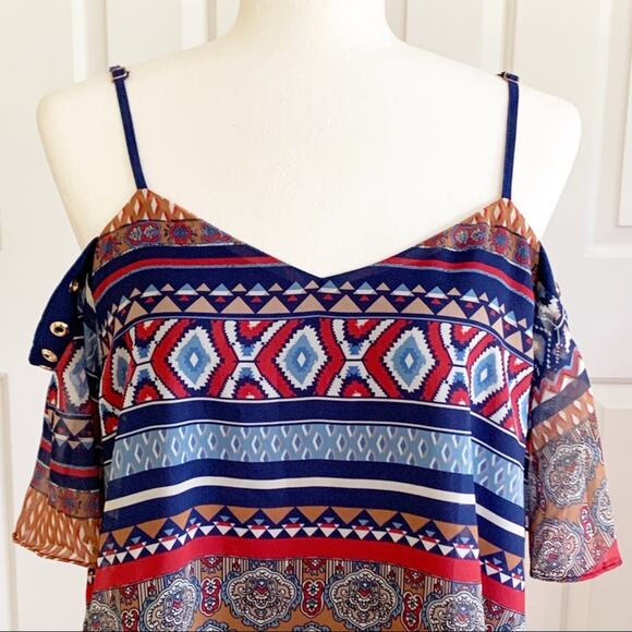 Coco & Carmen Top Blouse Siren Vibrant Print Short Sleeve Cold Shoulder L/XL NEW - Picture 2 of 13